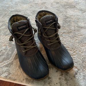 Sperry duck boots